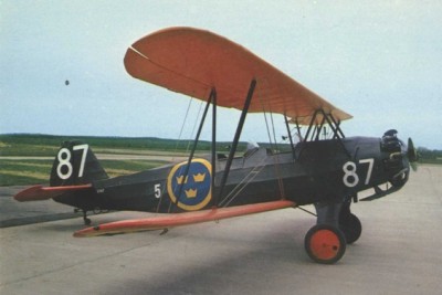 SE-BWR - Fv-nr 5787 på Ljungbyhed vid en flygdag, troligen 1976, <br />utlånad från Svedinos Bil och Flygmuseum.