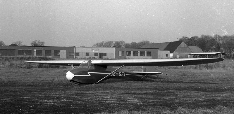 SE-SFI på Bulltofta, troligen omkring 1951-1952. Foto: Bertil Rubin via Sven Stridsberg