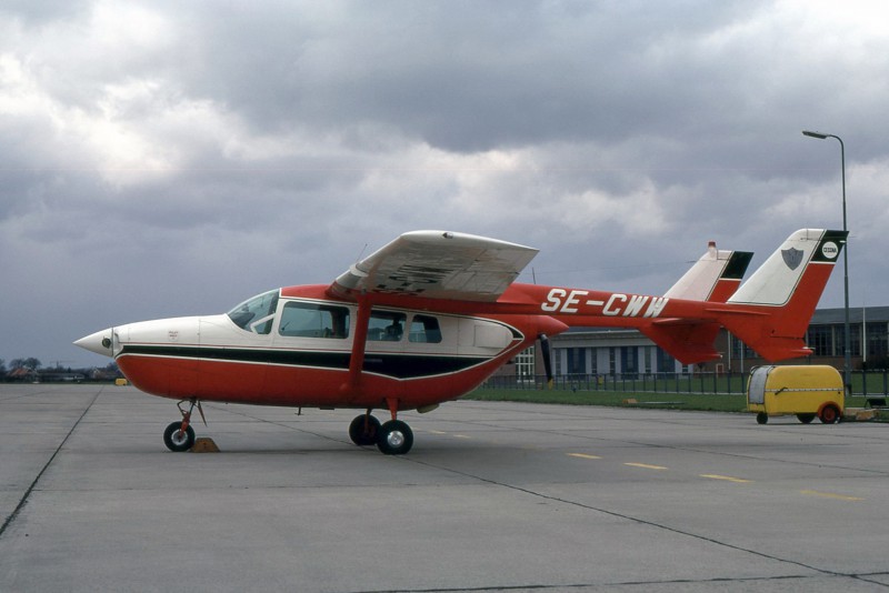 SE-CWW på Eelde, Groningen i slutet av 1960-talet. Foto Jack Poelstra, Holland