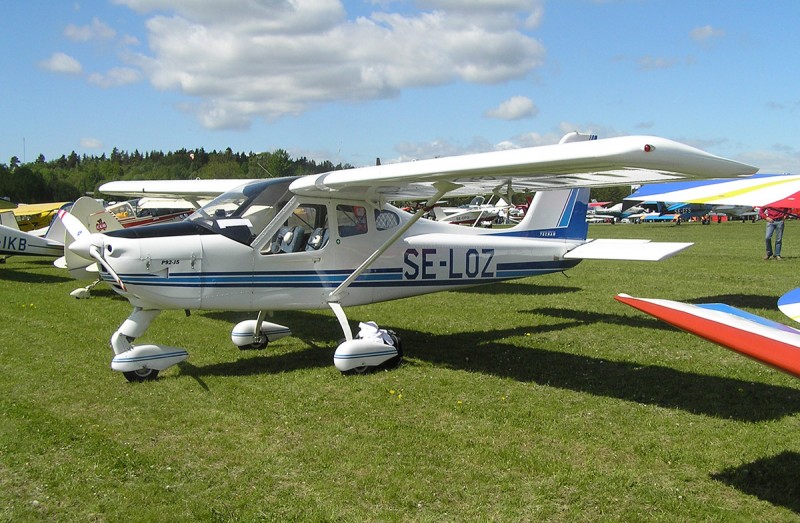 SE-LOZ på Barkarby vid EAA Fly-in 2008-06-07. Foto: Sven-Erik Jönsson