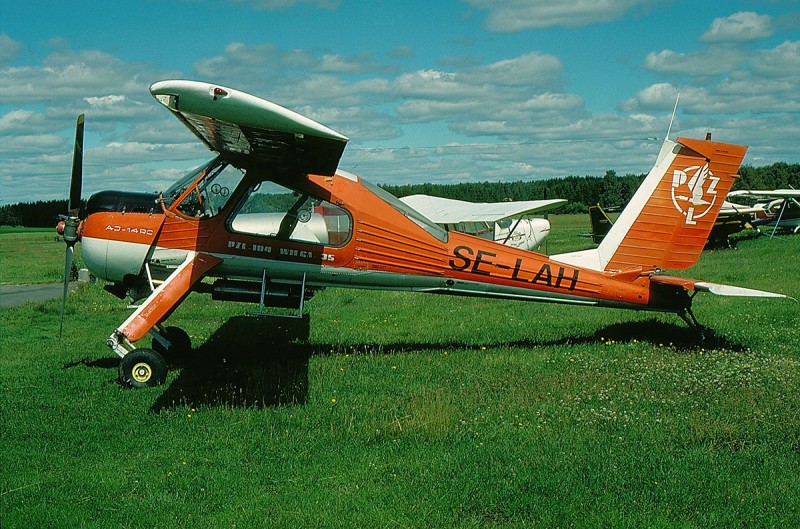 SE-LAH fotograferad på Storvik den 1991-07-22, en vecka innan den havererade strax före landning på Bollnäs.<br />Foto: Hans Wallin