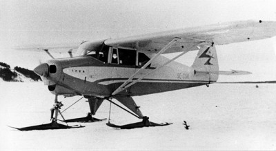 SE-CSR på skidor i Göviken 1960, med Gunnar &quot;Spökis&quot; Andersson <br />och Valle Forslund vid spakarna. Foto: Rolf Tysk