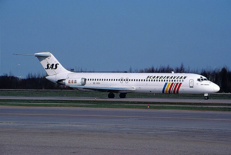 SE-DOI på Arlanda april 1994. Foto: Tommy Lakmaker vid Tor Johnsson.