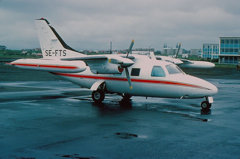 SE-FTS på Reykjavik, sannolikt i samband med ferryflygning till USA aug 1977. Foto ur Tor Johnssons donerade samling.