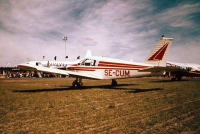 SE-CUM på Umeå flygplats den 27 maj 1962