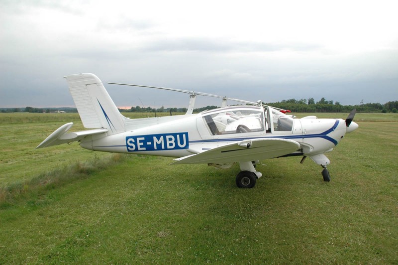 SE-MBU på Hässleholms flygfält den 2016-06-22. Foto: Mats Averkvist.