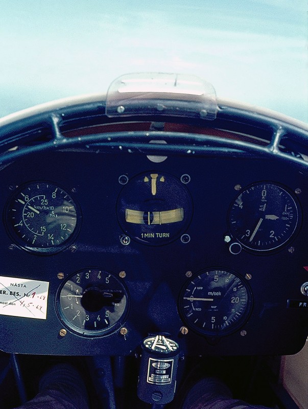 Instrumentpanel i SE-TFW på ca 1300 meters höjd våren 1969. Foto: Uldis Sisins