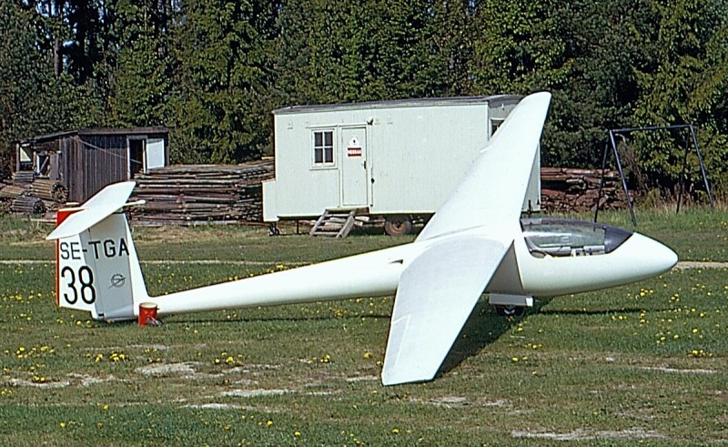 SE-TGA troligen på Johannisberg, Västerås den 1973-05-26. Foto: Leif Fredin.