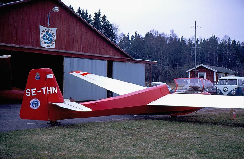 SE-THN på Herrljunga fältet den 1973-04-29. Foto: Sven Kull.