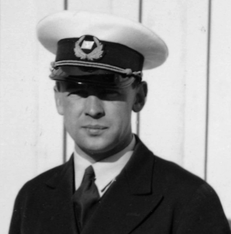 Marshall Lindholm ca 1934, samma mössmärke.