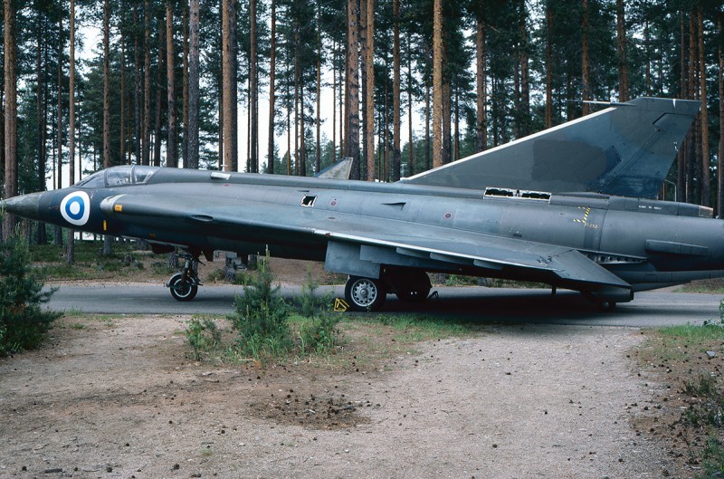 J 35B, nr 35252 med finsk märkning, juni 1986. Foto: Sven Stridsberg.