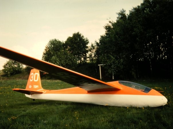 SE-TDM på Vängsö 1980-90 talet. Foto Östra Sörmlands Flygklubb