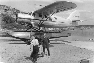 SE-ASM som danskregistrerad OY-ADK vid slipen Torslanda flyghamn <br />och möjligen när det åter sålts till Sverige 1962.