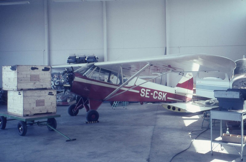 SE-CSK i hangar på Kungsängen, Norrköping den 1966-07-18. Foto: Lars-Erik Ingerlo, Uppsala