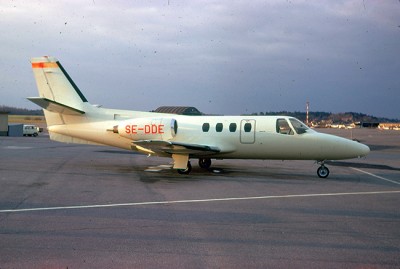 SE-DDE på Bromma den 19 nov 1974. Foto: Villy Karlsson.