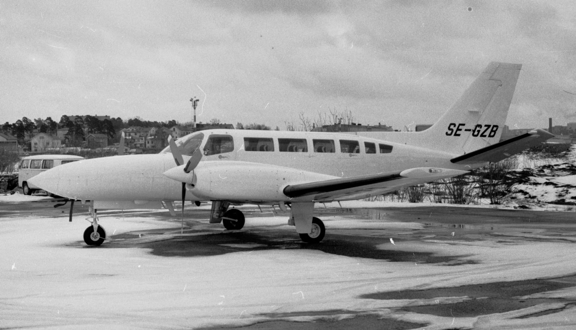 SE-GZB  BMA  1977-04-11.JPG