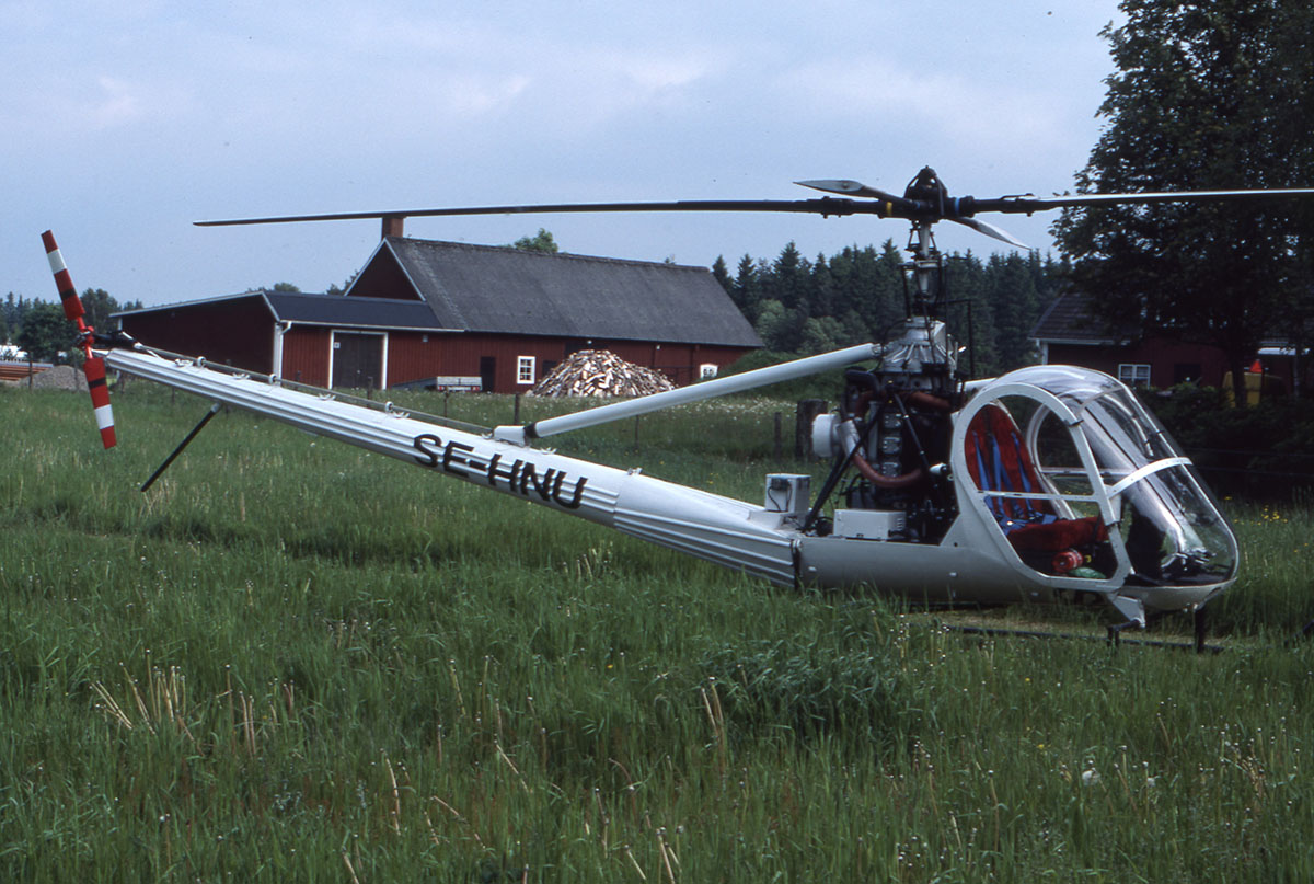 SE-HNU vid Vislanda den 1986-06-14. Foto: Hans Wallin via Tor Johnsson.