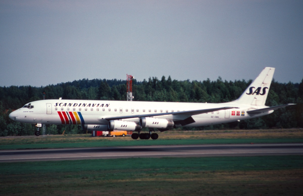 SE-DBG850812ARN.jpg