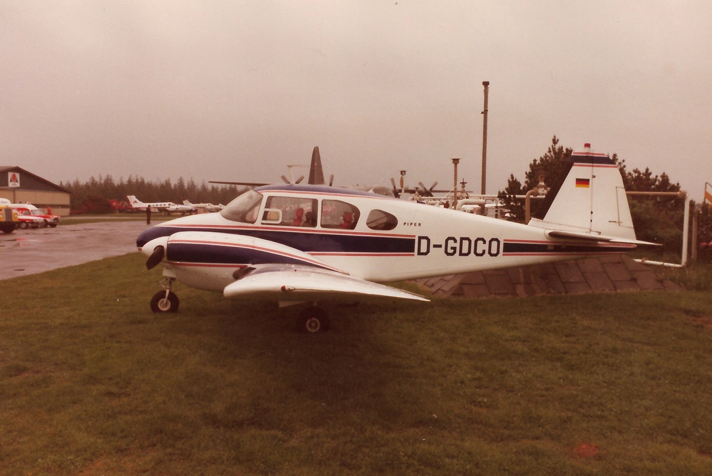 D-GDCO  STAUNING 1983-s.jpg