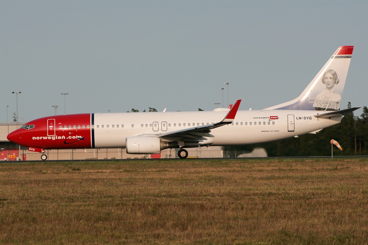 LN-DYG130708ARN.jpg