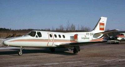 OY-DVL på Arlanda 20 februari 1974. Svenskregistrerad blev den först 1981.<br />Foto Tommy Lakmaker via Rolf Larsson