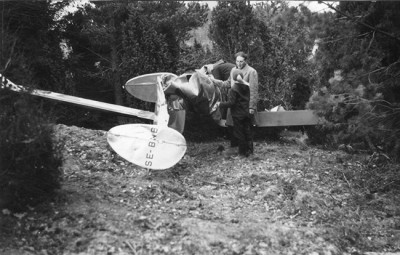 SE-BNB efter haveriet den 22 april 1957 vid Östra Husby.