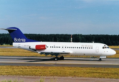 SE-DGR i Air  Botnia's färger, på Arlanda den 13 juli 1999.