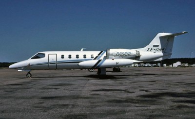 SE-DHE på Arlanda den 15 juni 1988. <br />Foto: Tommy Lakmaker via Rolf Larsson