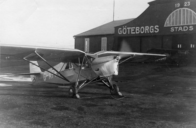 G-AFKV på Torslanda 1938, blev senare SE-AHO.