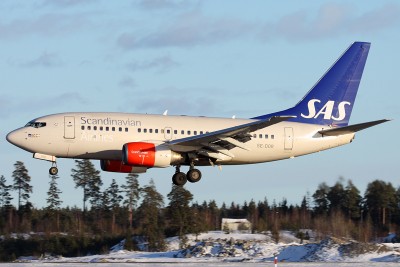 SE-DOR ankommer Arlanda som SK496 från Oslo den 5 Mars 2011. <br />Foto: Roger Andreasson