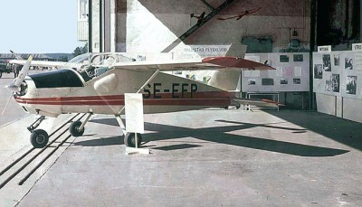 SE-EFP i F 14:s hangar, Halmstad vid flygdag 1969-08-31