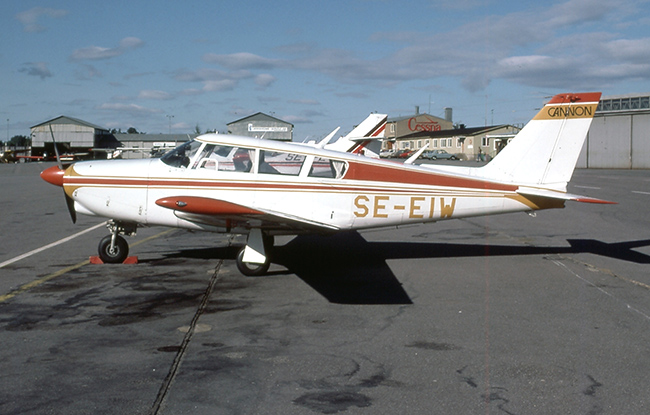 SE-EIW på Bromma 1977. Foto: Freddy Stenbom