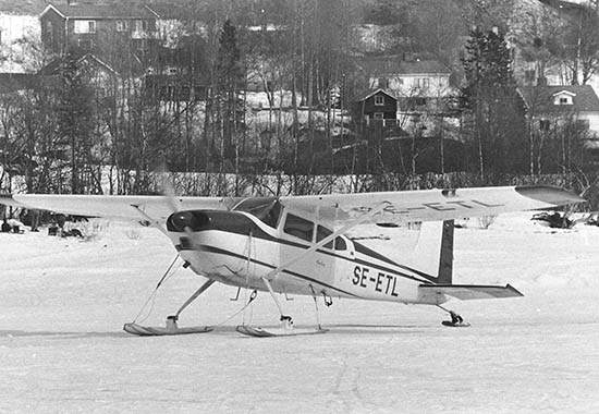 SE-ETL på isen vid Östersund. Datum okänt. Foto via Lars E Lundin.