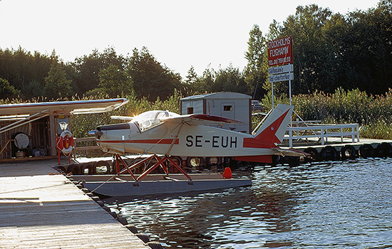 SE-EUH vid Kungshatt vid viken mellan Drottningholm och Ekerö 1970-08-20.  Foto: Leif Fredin