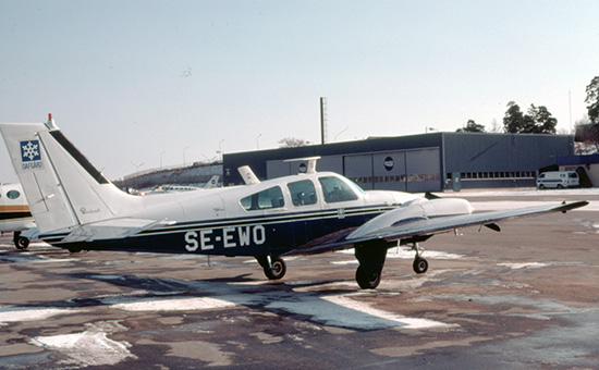 SE-EWO mars 1981 på Bromma. Foto ur Freddy Stenboms donerade samling.