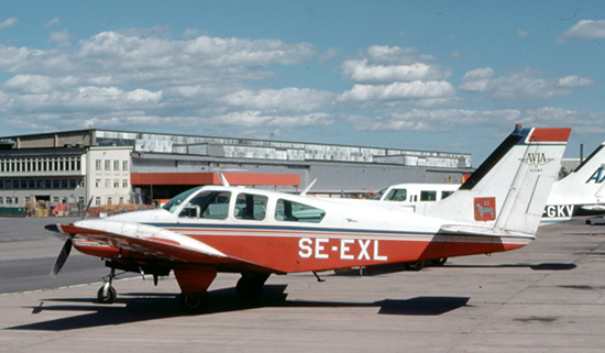 SE-EXL på Bromma aug 1977. Foto: Freddy Stenbom