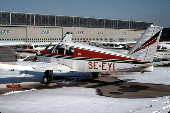 SE-EYI på Bromma 1981. Foto: Freddy Stenbom