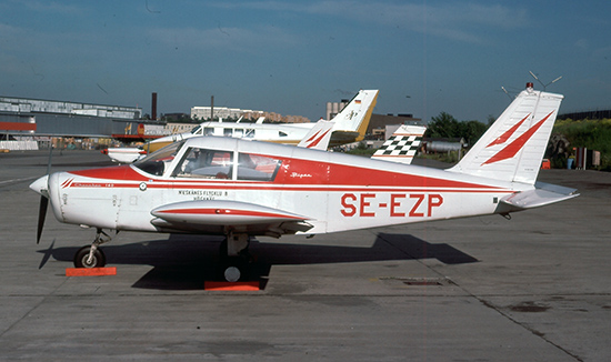 SE-EZP på Bromma 1975-06-18. Foto: Leif Fredin