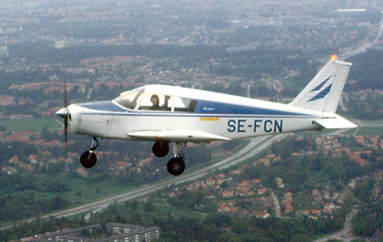 SE-FCN i luften över Stockholm 1988. Foto Freddy Stenbom.