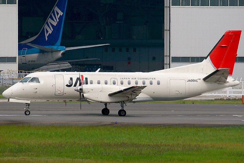 800px-Saab_340B-Plus,_Japan_Airlines_-_JAL_(Japan_Air_Commuter_-_JAC)_AN1620908.jpg