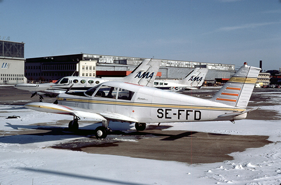 SE-FFD på Bromma vårvintern 1979. Foto: Freddy Stenbom.