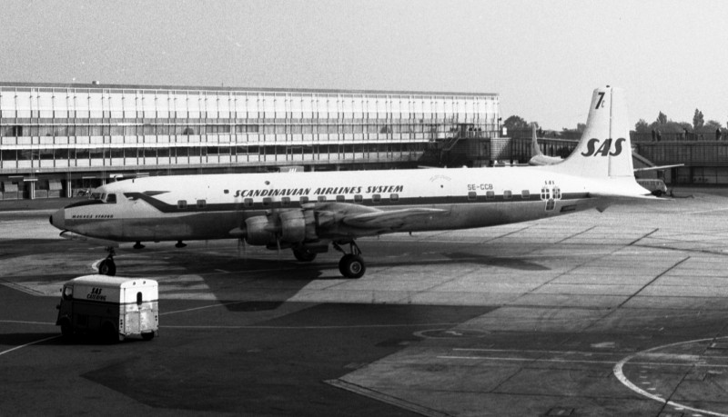 SE-CCB på Kastrup 1965-09-26. Foto: Ulf Essén