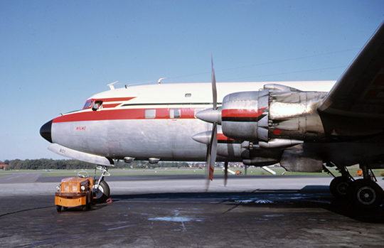 SE-BDI på Bulltofta 1964 med namnet &quot;Malmö&quot; på nosen. Foto: Dore Nordström