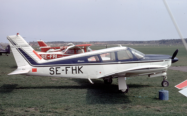 SE-FHK på Örebro Gustavsvik den 1972-05-09. Foto: Leif Fredin.