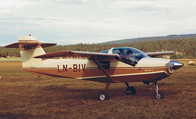 LN-BIV på Näsinge, Strömstad juni 1974. Blev SE-FIM. <br />Foto Kay Hagby vida Nils-Olof Andersson