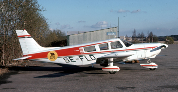 SE-FLD april 1976 på Bromma. Foto: Leif Fredin