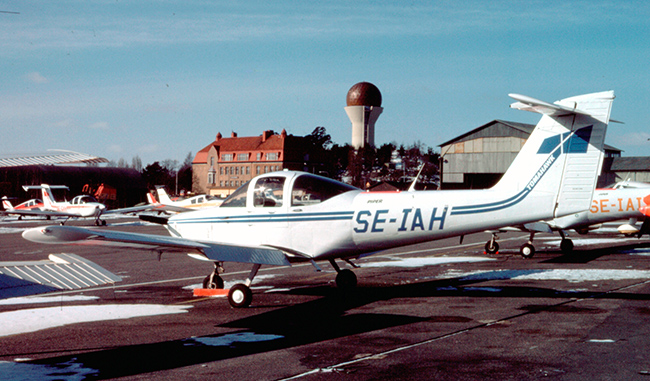 SE-IAH på Bromma vårvintern 1979. Foto: Freddy Stenbom.