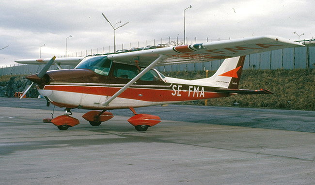 SE-FMA på Bromma 1976-04-20. Foto ur Freddy Stenboms donerade samling.