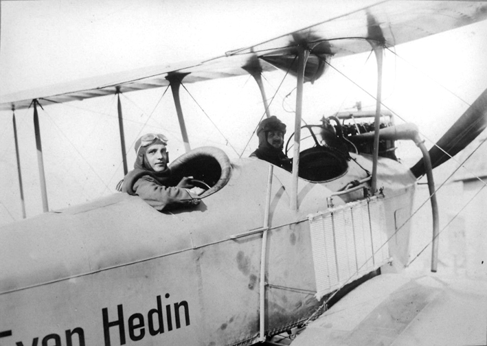 Rumpler B Sven Hedin.jpg