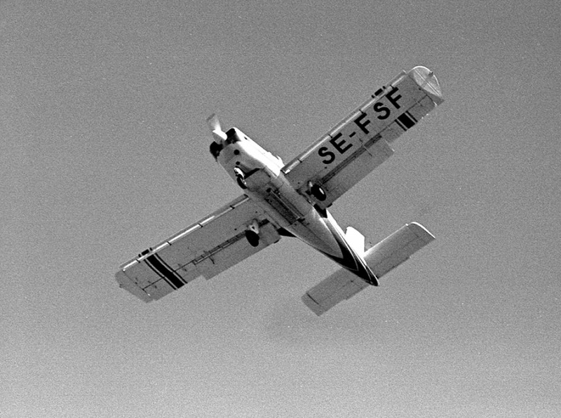 SE-FSF i luften över Mantorp 1971-08-28. Foto: Hans Kampf